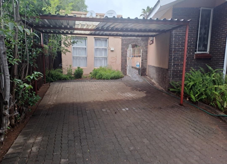 4 Bedroom Property for Sale in Dan Pienaar Free State